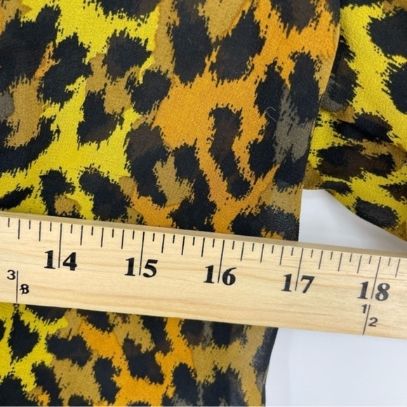 Urban outfitters leopard cheetah‎ animal print button front cropped shirt M - Picture 4 of 8